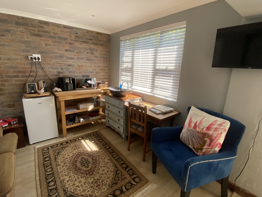 To Let 5 Bedroom Property for Rent in Atlantic Beach Golf Estate Western Cape